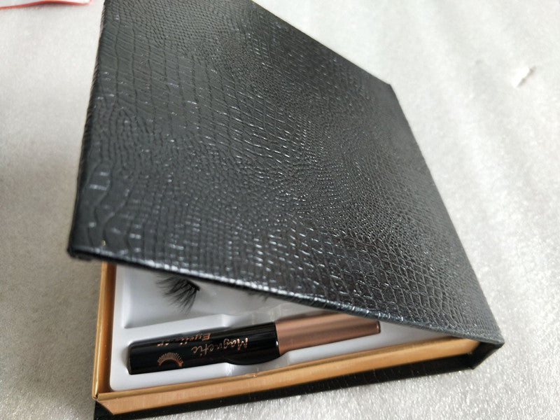 Magnetic Liquid Eyeliner and Eyelashes Set